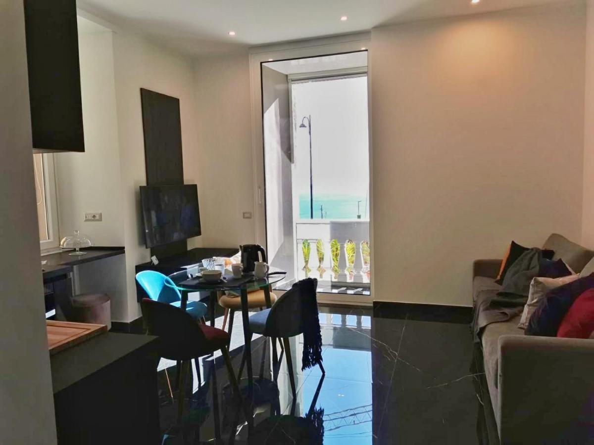 Vomero Guest House ナポリ エクステリア 写真