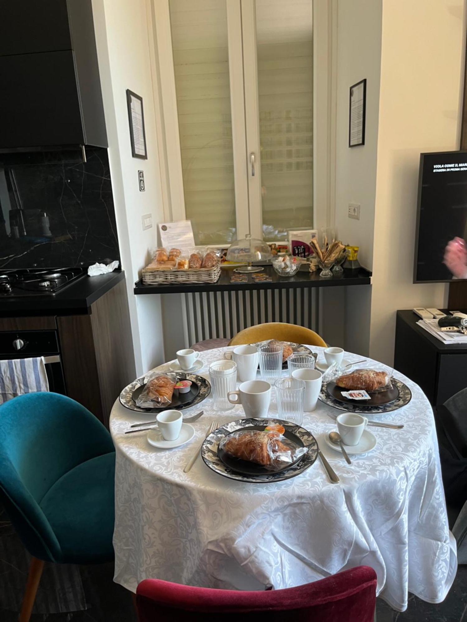 Vomero Guest House ナポリ エクステリア 写真